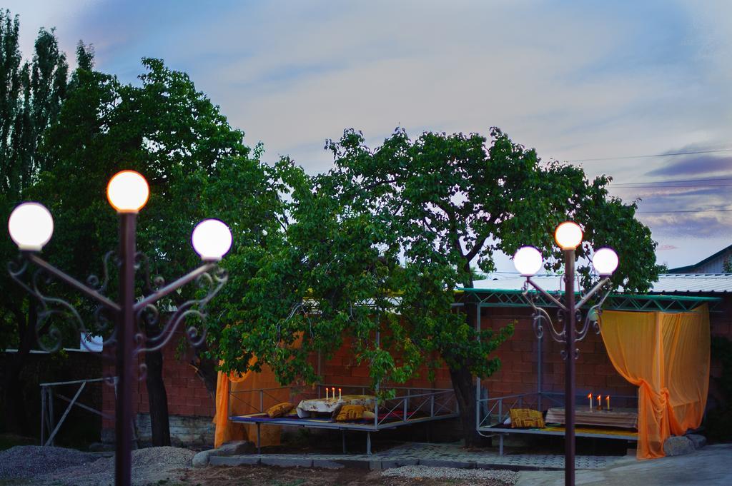Hotel Yukon Bosteri Exterior foto